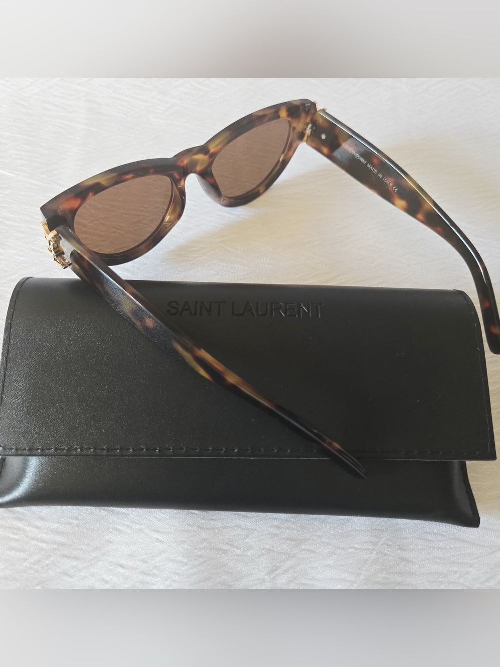 Saint Laurent Brown Sunglasses Gold logo - Picture 6 of 6